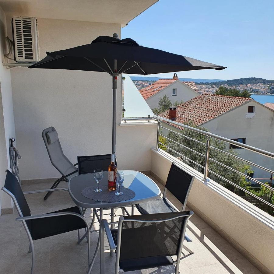 Villa Adria Trogir Exterior photo