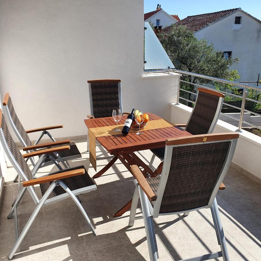 Villa Adria Trogir Exterior photo